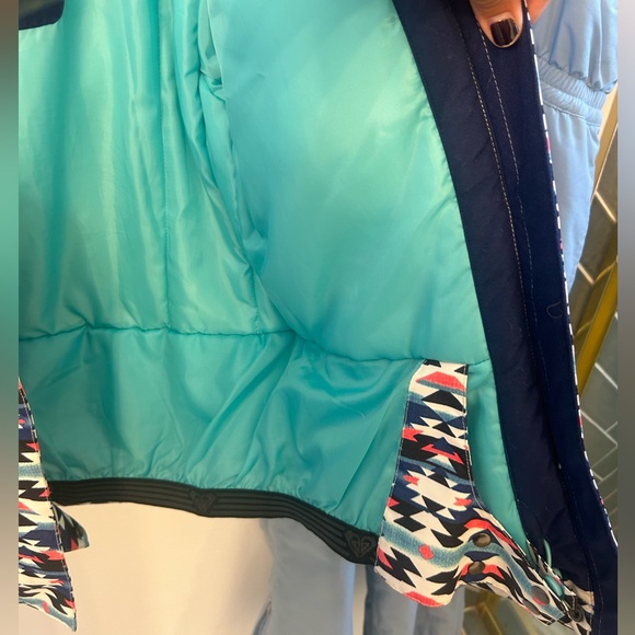 Roxy Snow Jacket - Picture 4 of 5
